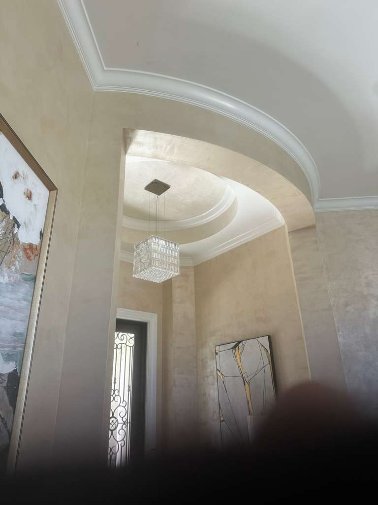 Domed ceiling with crown molding detail